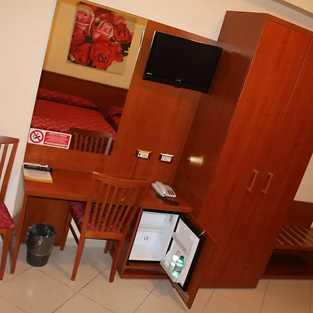 Vitti ホテル ローマ