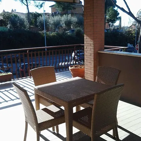 Vitti Hotel 2*