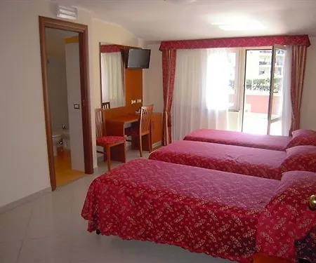 Vitti Hotel